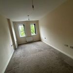 Rent 3 bedroom flat in West Midlands