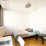 Rent a room of 210 m² in madrid