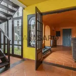 Rent 5 bedroom house in Setúbal