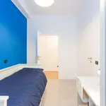 Rent a room of 110 m² in milan