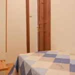 Rent a room of 90 m² in madrid