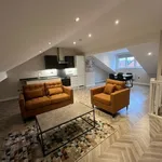 Rent 1 bedroom student apartment in Leeds