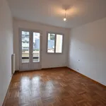 Appartement de 85 m² avec 4 chambre(s) en location à ST LO