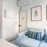 Rent 1 bedroom apartment in lisbon