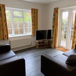 Rent 5 bedroom flat in South East England