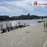 Rent 1 bedroom apartment of 42 m² in Praha