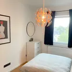 Miete 3 Schlafzimmer wohnung von 70 m² in Frankfurt am Main