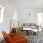 Appartement de 55 m² avec 1 chambre(s) en location à Paris