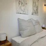 Miete 4 Schlafzimmer wohnung von 78 m² in Düsseldorf