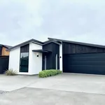 Rent 4 bedroom house of 423 m² in Christchurch