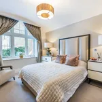 Rent 5 bedroom house in Mill Hill