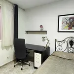 Rent a room of 55 m² in Madrid