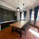 Rent a room of 400 m² in Barcelona