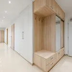 Pronajměte si 4 ložnic/e byt o rozloze 124 m² v Prague