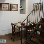 Affitto 3 camera appartamento di 74 m² in Perugia