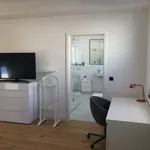 Miete 2 Schlafzimmer wohnung von 97 m² in Düsseldorf