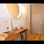 Rent 1 bedroom apartment of 44 m² in Porto