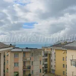 Affitto 4 camera appartamento di 102 m² in Savona