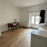 Appartement de 74 m² avec 4 chambre(s) en location à Poitiers