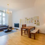 Miete 4 Schlafzimmer wohnung von 114 m² in Berlin