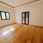 Rent 6 bedroom house of 320 m² in Las Palmas