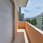 Rent 7 bedroom apartment in Lisbon