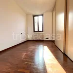 Appartamento in affitto a Merate via Campi, 3, non arredato/vuoto, box, parquet - TrovaCasa