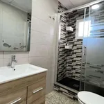 Rent a room of 130 m² in valencia