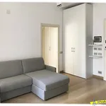 Rent 2 bedroom apartment of 78 m² in Torino