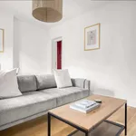 Rent 1 bedroom apartment of 44 m² in paris