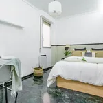 Rent 4 bedroom apartment of 13 m² in Valencia