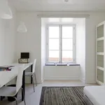 Rent 6 bedroom apartment in Lisbon