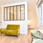 Appartement de 27 m² avec 3 chambre(s) en location à Paris