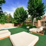 Rent 4 bedroom apartment of 11 m² in Madrid