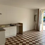 Maison de 60 m² avec 3 chambre(s) en location à Saint-Christoly-de-Blaye