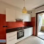 Rent 3 bedroom apartment of 90 m² in Milan