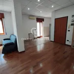 Affitto 3 camera casa di 85 m² in Brindisi