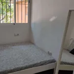 Rent a room of 75 m² in valencia