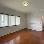 Rent 4 bedroom house in Toongabbie