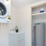 Rent 1 bedroom apartment in Narrabundah