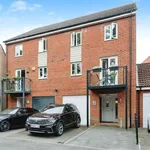 Town house to rent in Wellstead Way, Hedge End, Southampton SO30