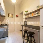 Rent 1 bedroom apartment of 60 m² in Florence