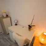 Rent a room of 120 m² in valencia