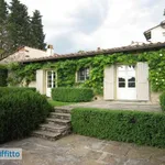 Rent 6 bedroom house of 350 m² in Florence