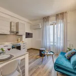 Rent 1 bedroom apartment of 50 m² in Florence