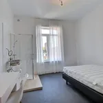 Maison de 350 m² avec 8 chambre(s) en location à Liège