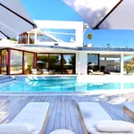 Rent 7 bedroom house of 1000 m² in Marbella