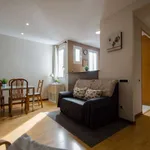 Rent 2 bedroom apartment of 60 m² in barcelona