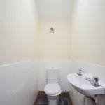 Rent 10 bedroom house in Wales