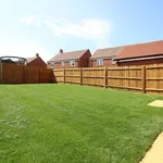 Rent 4 bedroom house in Reigate and Banstead